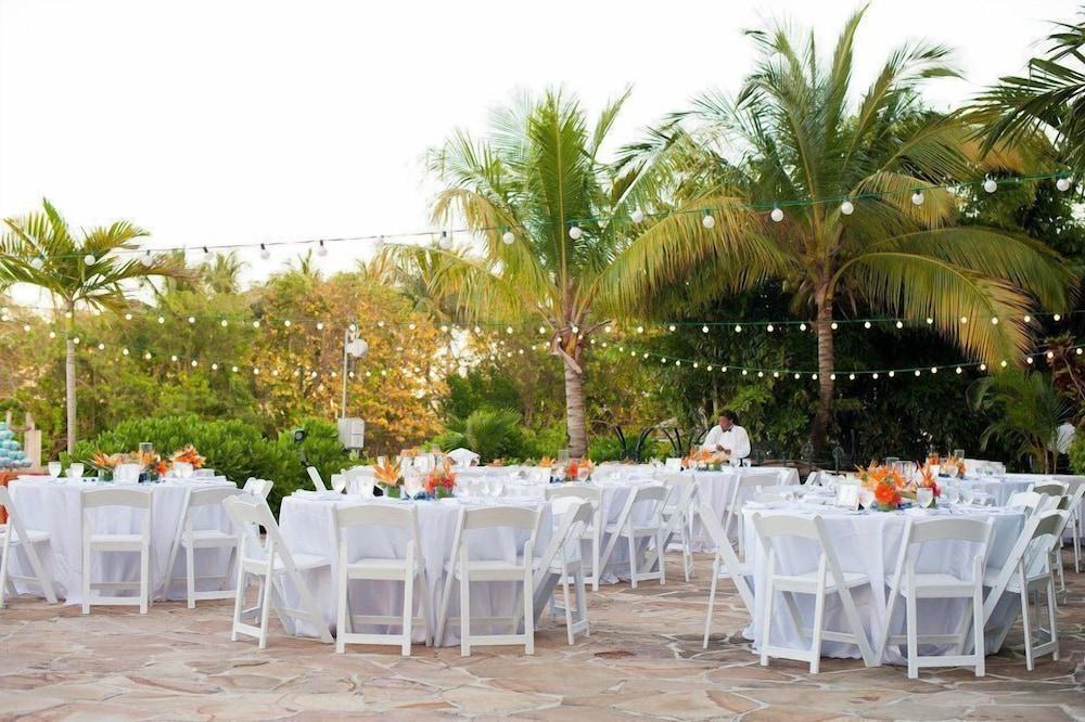 Pelican Bay Hotel Freeport Ngoại thất bức ảnh